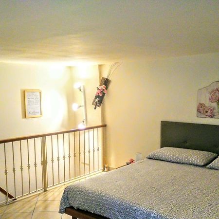 Oneiro Bed And Relax Apartman Benevento Kültér fotó