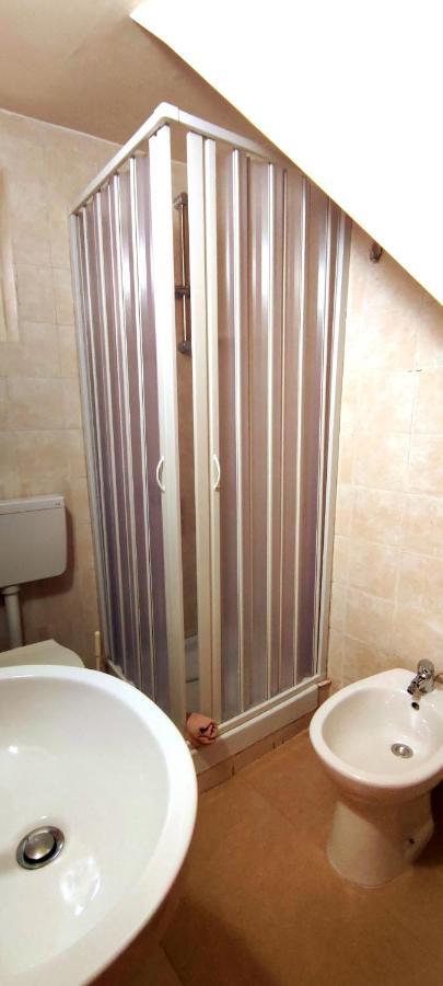 Oneiro Bed And Relax Apartman Benevento Kültér fotó